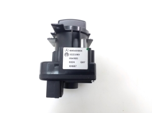 Mercedes Benz B-Class 245 (2005–2011) Headlight switch A1695451004 - 2