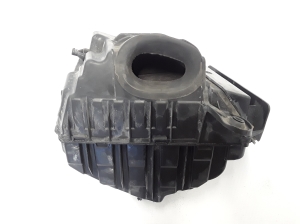 RENAULT Scenic (2009–2015) Luftfiltergehäuse 8200947663 - 4
