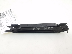  Front bumper bracket 