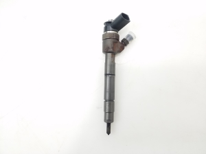  Fuel injector 