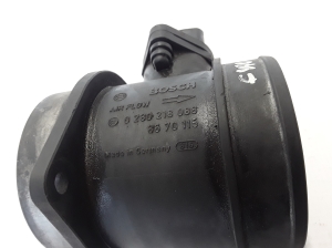 VOLVO XC70 (2000–2007) Mass air flow sensor 8670115 - 3