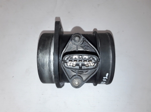 VOLVO XC70 (2000–2007) Mass air flow sensor 8670115 - 4