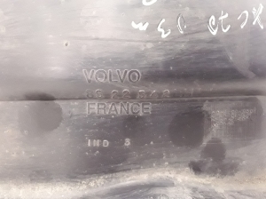 VOLVO XC70 (2000–2007) Front wheel arch liner 8622542 - 4