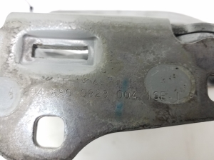 Mercedes Benz C-Class 204 (2007–2014) Hood hinge A2048800828 - 2