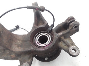 RENAULT Megane III (2008–2016) Radnabe Vorderrad 400140080R - 3