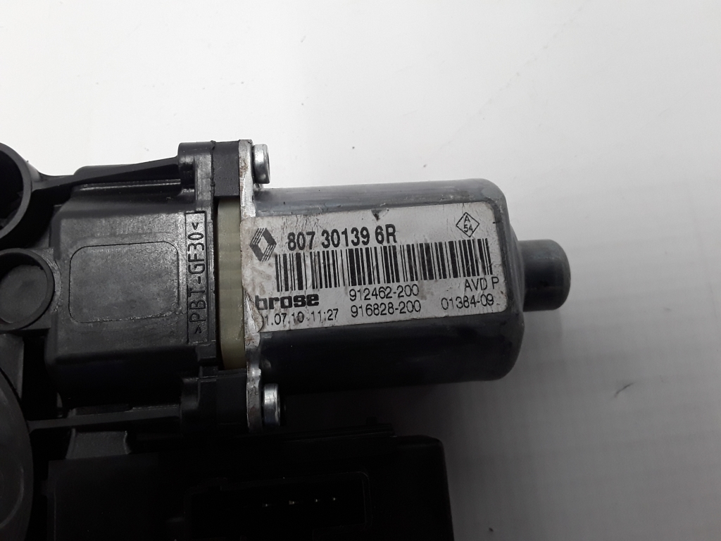 RENAULT Megane 3 generation (2008-2020) Motor de control geam ușă dreapta față 807301396R 22311033