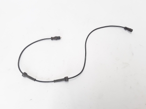 Rear ABS sensor - 8200296571