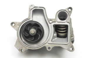 BMW 3 SERIES E90 (2004–2013) Pompe à eau pour automobile - 2
