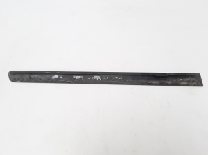 VOLVO XC70 (2000–2007) Rear side door molding 09187734 - 3