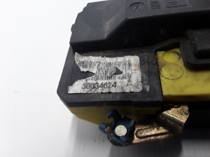 VOLVO XC70 (2000–2007) Rear side door lock 30634624 - 3