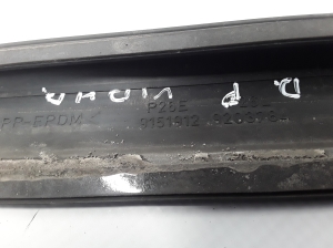 VOLVO XC70 (2000–2007) Esiukse liist 9151912 - 2