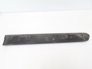 VOLVO XC70 (2000–2007) Front door molding 8620142 - 3