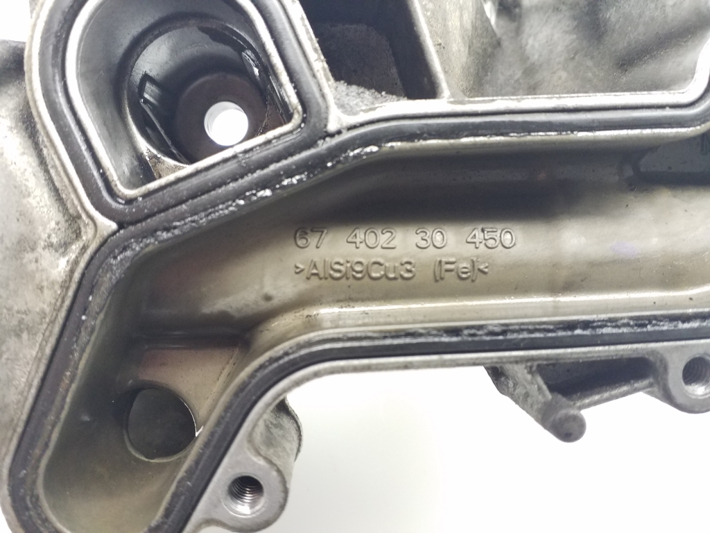 Used Opel Astra Oil filter housing 6740273586