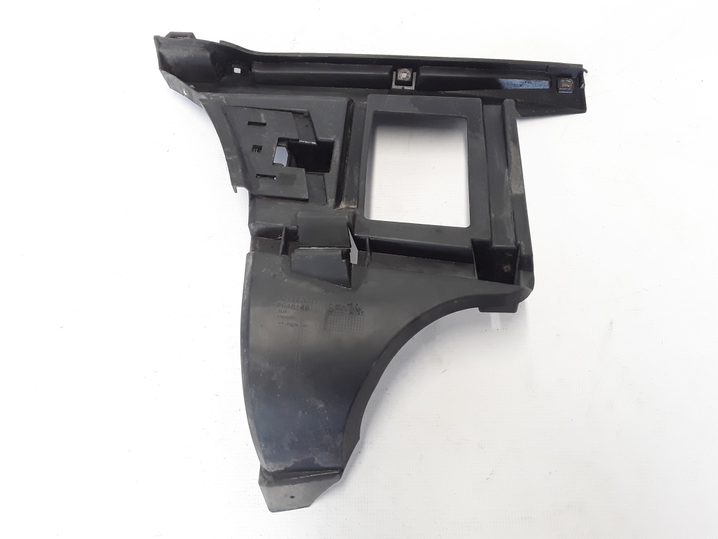 VOLVO XC70 2 generation (2000-2007) Rear Left Bumper Bracket 8648149 22311310