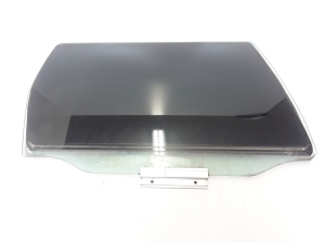   Rear side door glass  - 30674329 