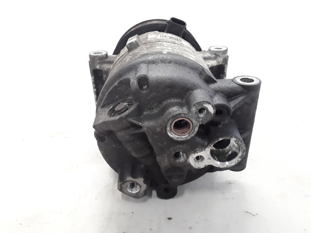 RENAULT Scenic 2 generation (2003-2010) Hасос кондиционера 8200457418 22311272