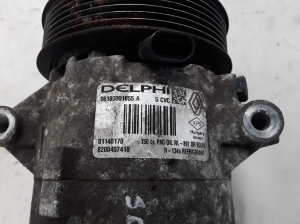  Air conditioner compressor 