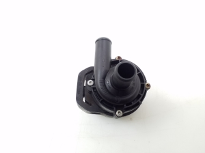 Mercedes Benz B-Class 245 (2005–2011) Auxiliary water pump A2118350028 - 2