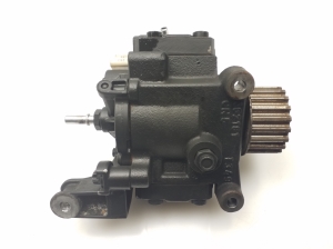 Mercedes Benz A-Class 176 (2012–2018) Fuel pump 167002413R - 3
