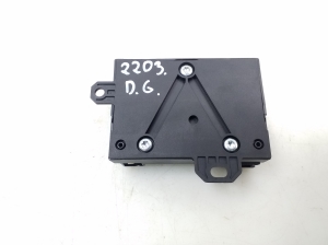  Fuel pump control module 