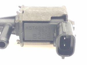 Mazda 5 (2005–2010) Magnetventil K5T48279 - 3