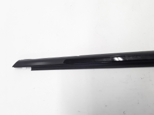 VOLVO V90 (2016–2026) Fensterschachtleiste außen Tür hinten 31848055 - 3