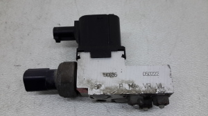 Mercedes Benz CLS-Class 219 (2004–2010) Luftfederung Ventil A2113200158