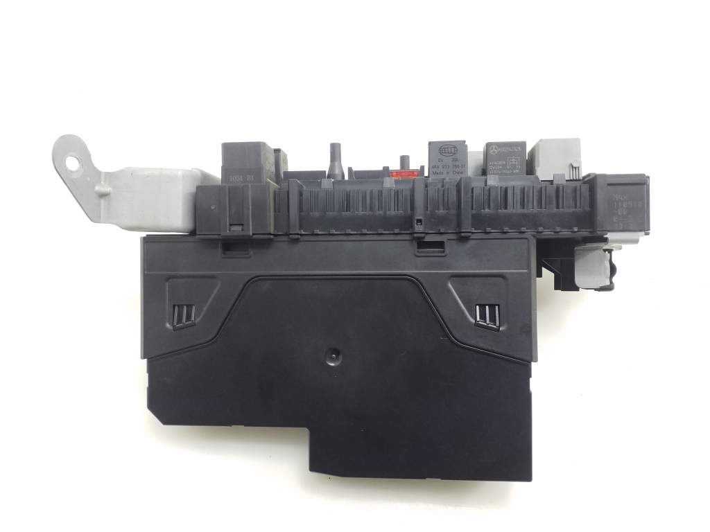 MERCEDES-BENZ E-Class W212/S212/C207/A207 (2009-2016) Fuse box A2129000122,A2129005201,A2129001606 21004095