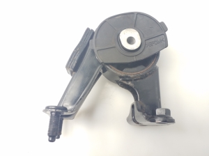 LEXUS CT 200h ZWA10 (2010–2017) Motorhalter 1T081602