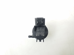 TOYOTA RAV 4 A3 (2005–2012) Front windshield washer pump 8533071010 - 2