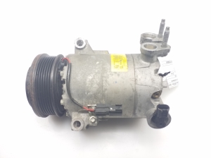  Air conditioner compressor 