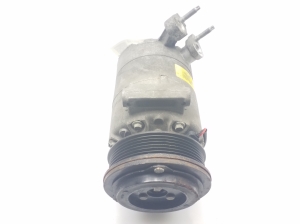  Air conditioner compressor 