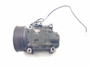   Air conditioner compressor 