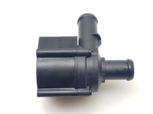 AUDI A3 8V (2012–2020) Tsirkulatsioonipump 5Q0965561B - 3