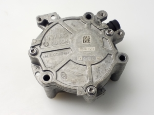 AUDI A3 8V (2012–2020) Vaakumpump 06K145100AE - 2