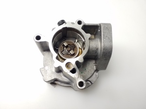 Vaakumpump - 06K145100AE