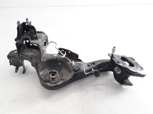 Rear control arm - 555025HA0B