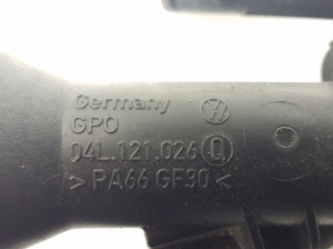 AUDI A4 B9 (2015–2026) Thermostatgehäuse 04L121026Q - 2