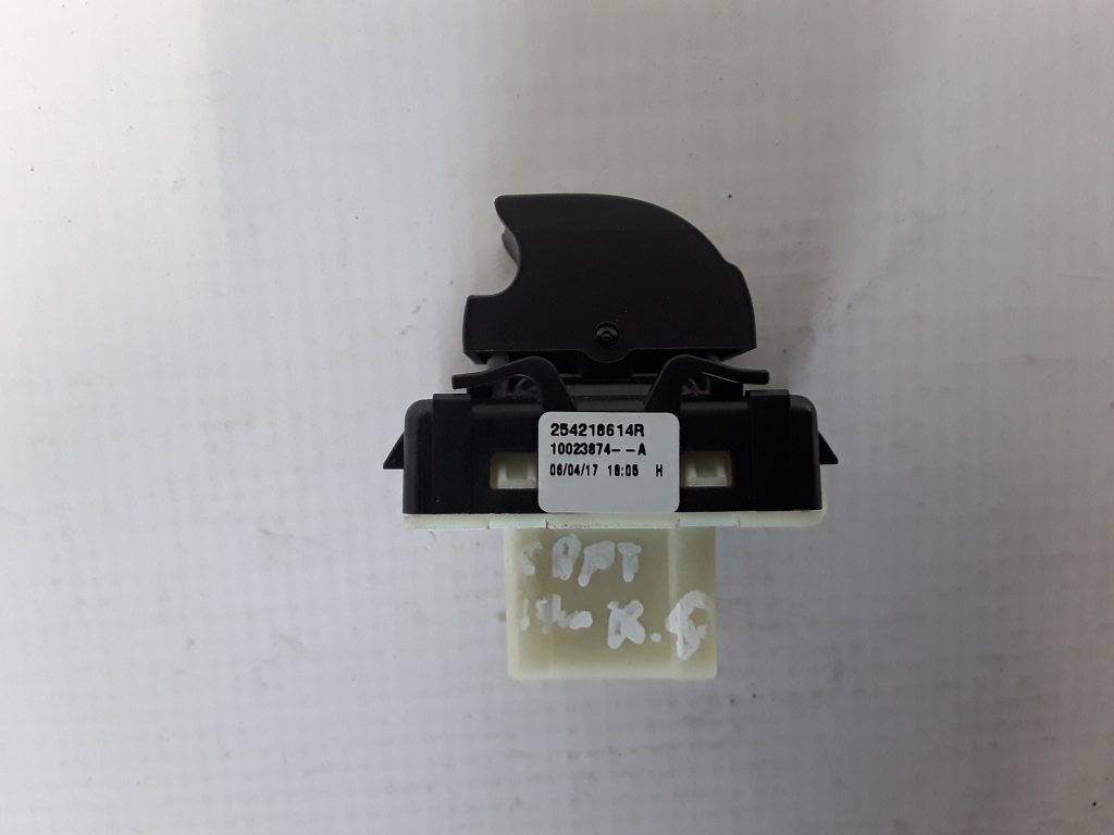 RENAULT Captur 1 generation (2013-2019) Rear Right Door Window Control Switch 254218614R 22311876