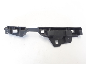  Front bumper bracket 