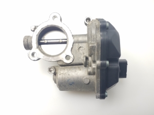  EGR valve 