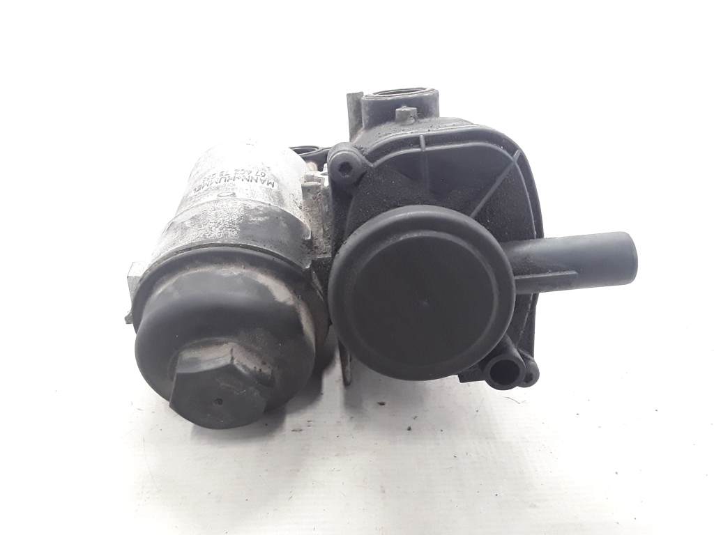 Used VOLVO C70 Oil filter housing 30677920