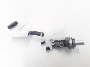 RENAULT Koleos (2016–2026) Brake master cylinder 460111299R - 3