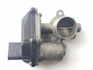  EGR valve 