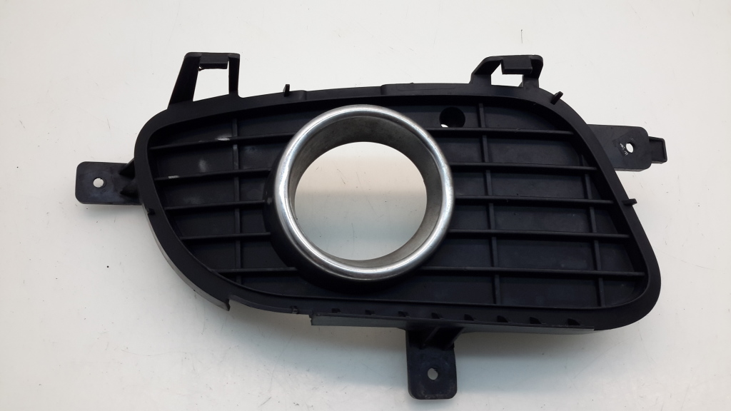 MERCEDES-BENZ A-Class W169 (2004-2012) Fog lamp trim A1698850822 18809997