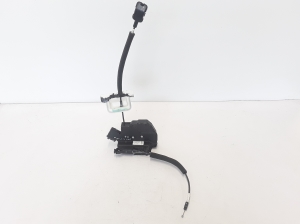 Serrure de porte arrière latérale - 825030014R