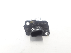 RENAULT Koleos (2016–2026) Mass air flow sensor 226807131R - 3