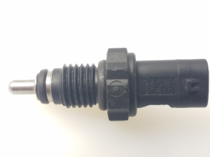  Coolant temperature sensor 