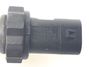  Coolant temperature sensor 