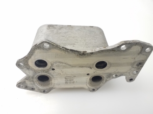 AUDI A4 B8 (2007–2016) Oil cooler 059117021K - 3